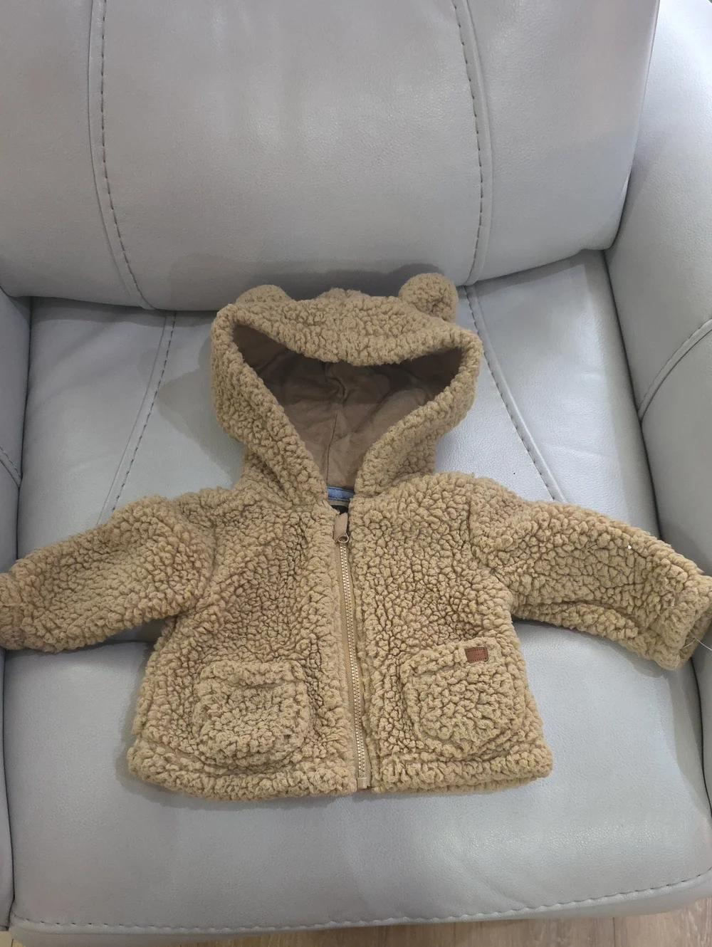 7 For All Mankind Baby Sherpa Jacket  Beige Zip Bear Hoodie NWT Cozy Warm Unisex